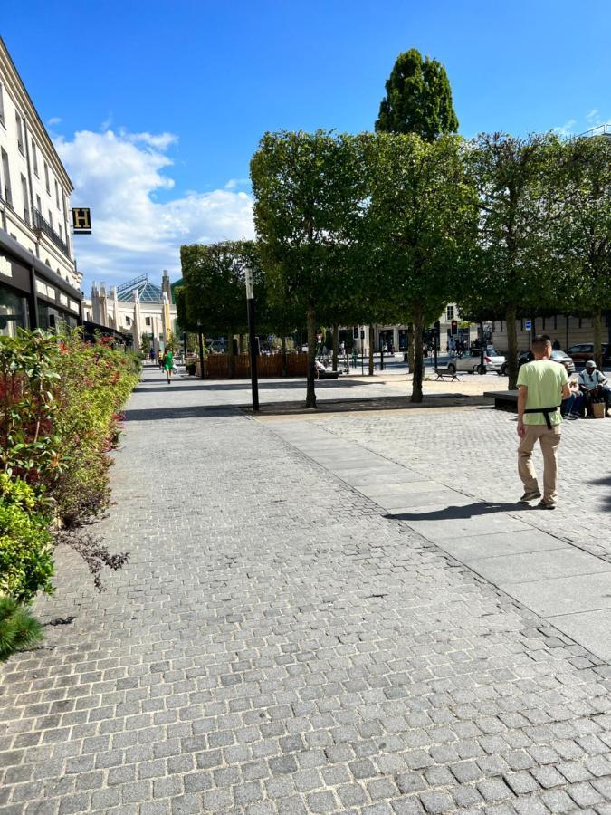 Appartement 2 Pieces 5Min Gare Val D'Europe Parking Inclus Montévrain Eksteriør bilde